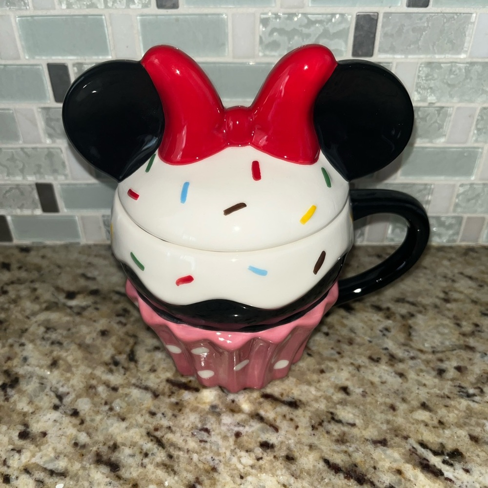 Disney Minnie Mouse Cupcake Mug